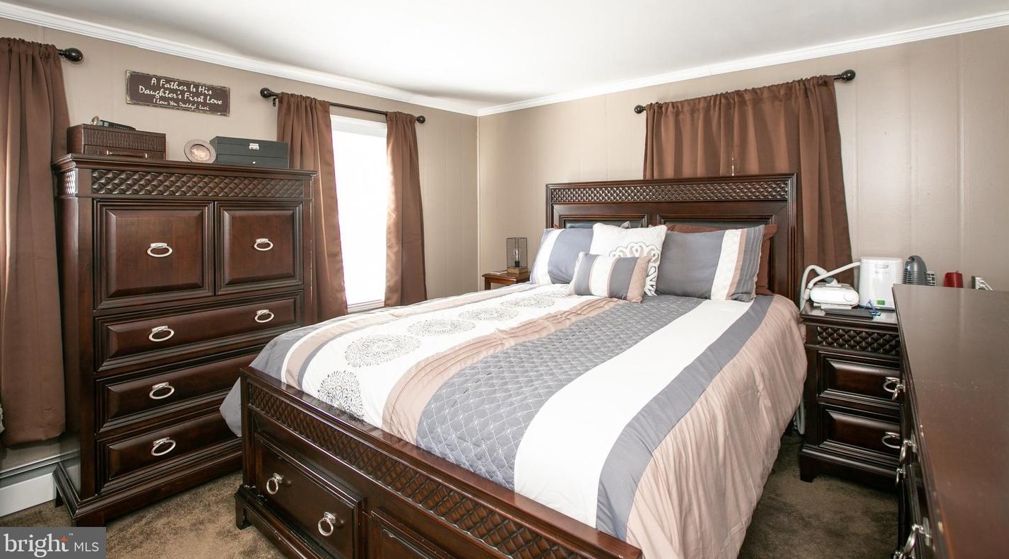 71 Mary St, Chesterfield NJ  08505-1843 exterior
