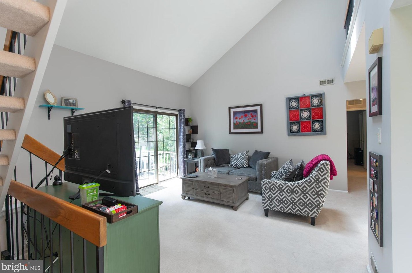 214 Derry Hill Ct, Mount Laurel, NJ 08054