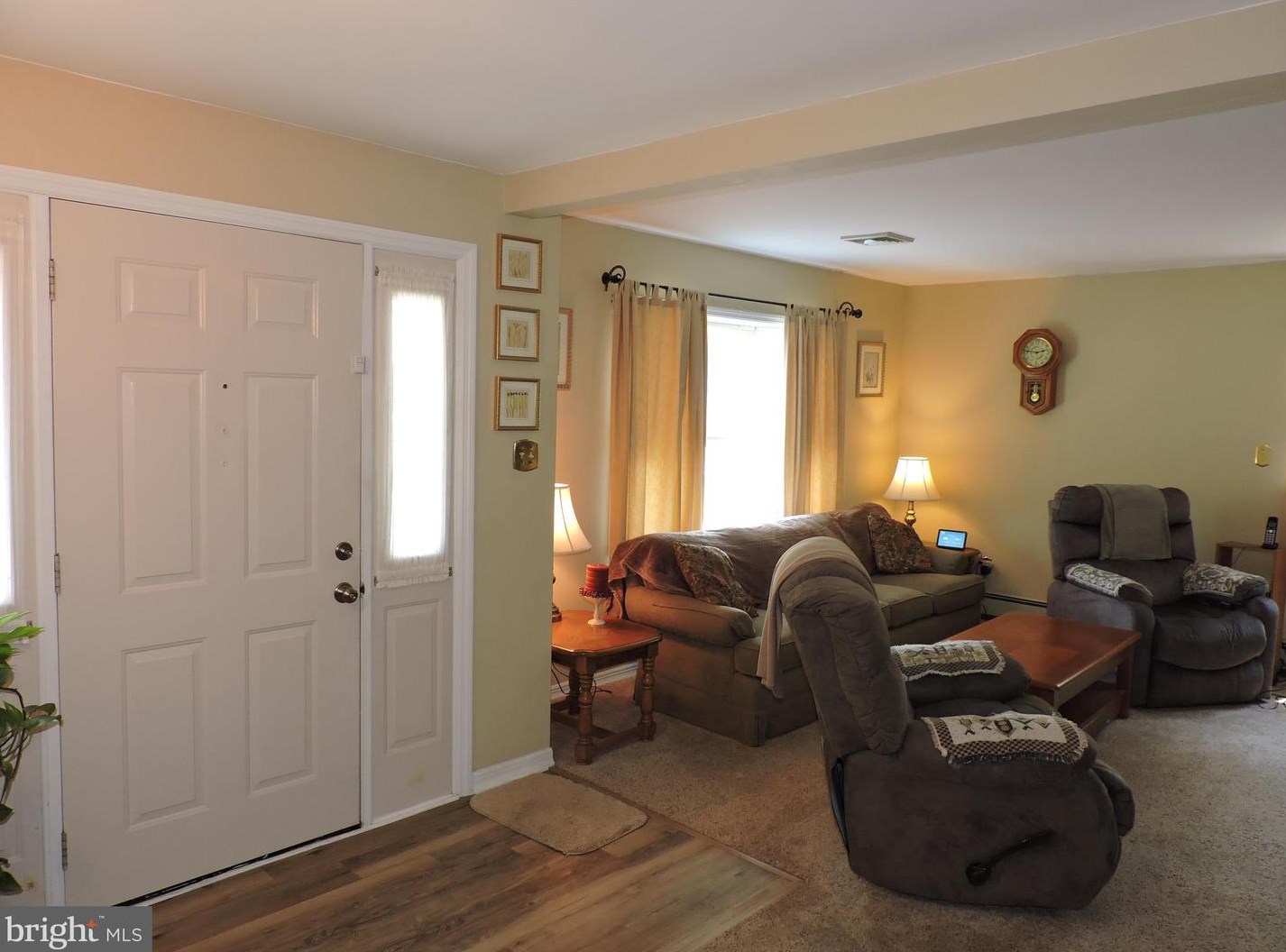 309 White Pine Rd, Columbus, NJ 08022