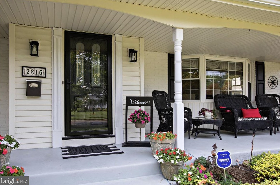 2815 Waterford Dr, Riverton, NJ 08077