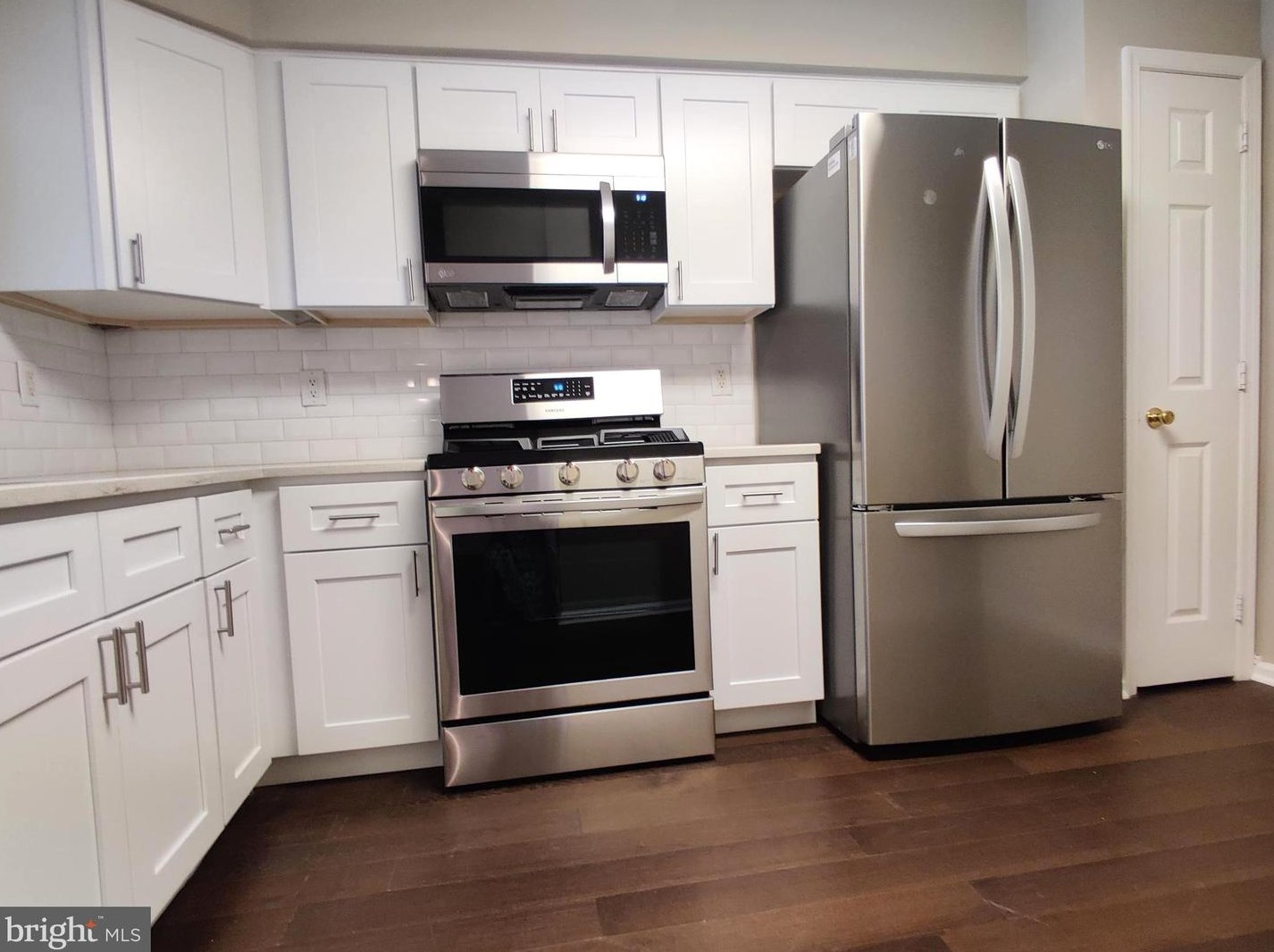 2805 Saxony Dr, Mount Laurel, NJ 08054