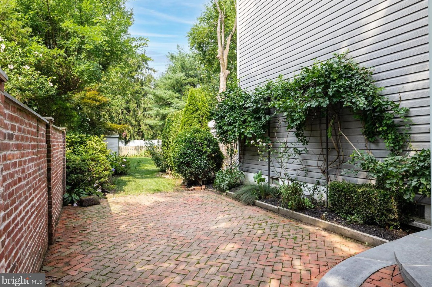 312 Elm St, Moorestown NJ  08057-3616 exterior