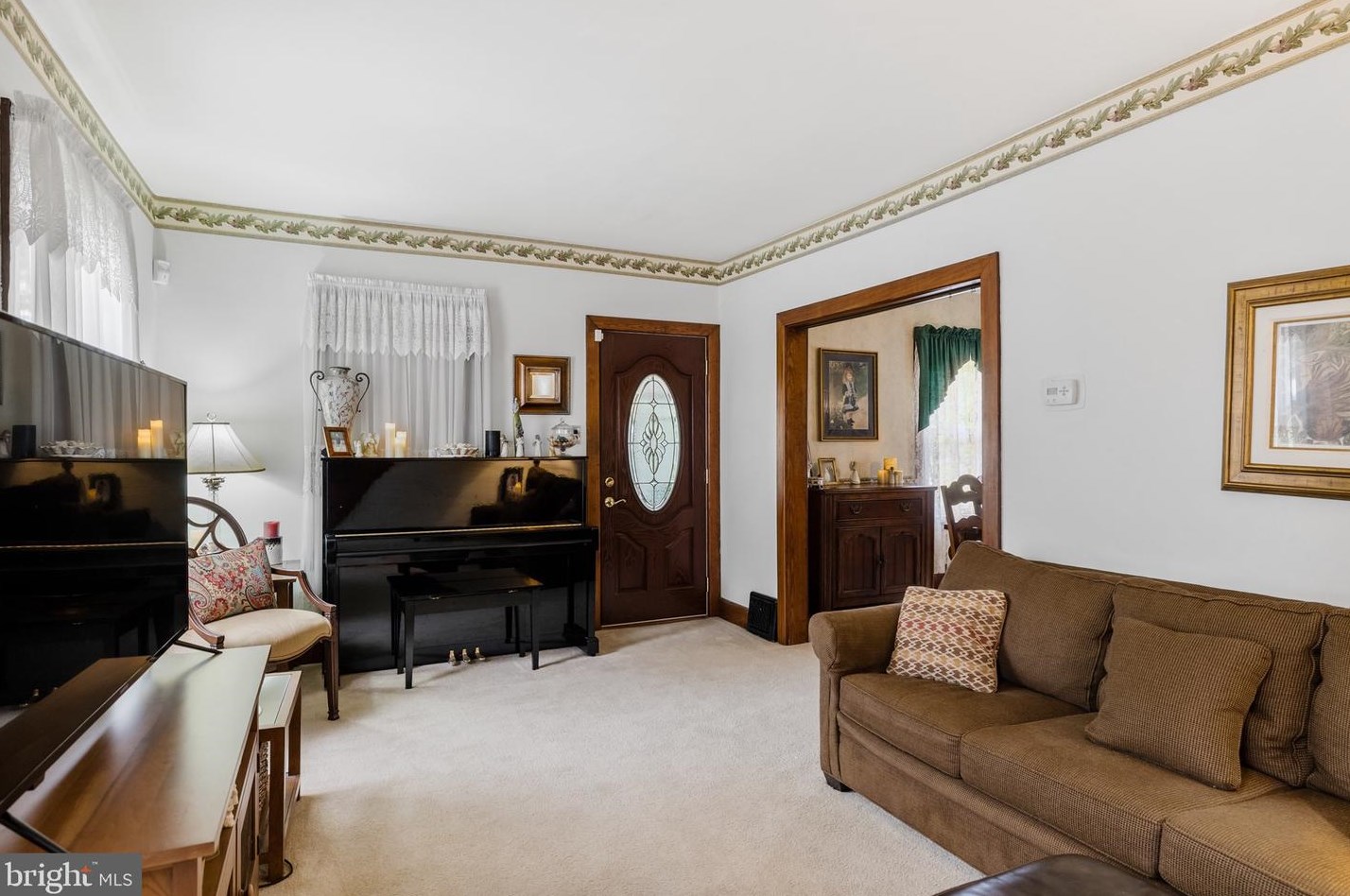 227 New Albany Rd, Moorestown, NJ 08057-1247