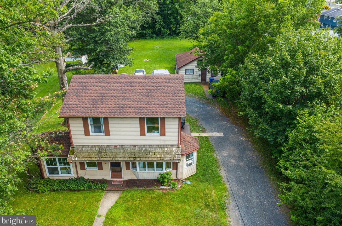 52 Browning Ave, Moorestown, NJ 08057-1002