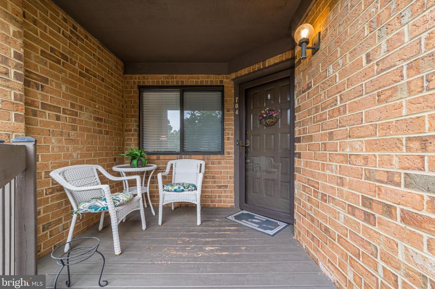 704 Augusta Cir, Mount Laurel, NJ 08054-2754