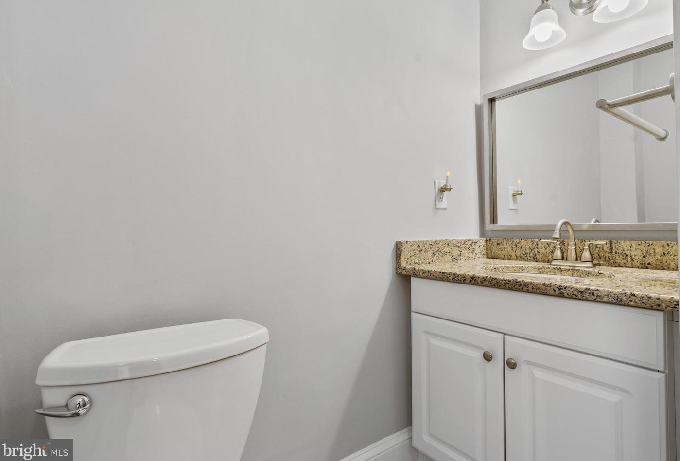 419 Church St, Moorestown NJ  08057-1742 exterior