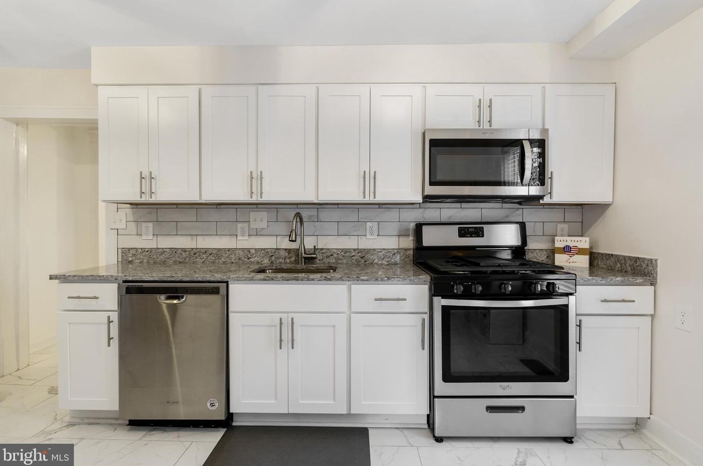 419 Church St, Moorestown NJ  08057-1742 exterior