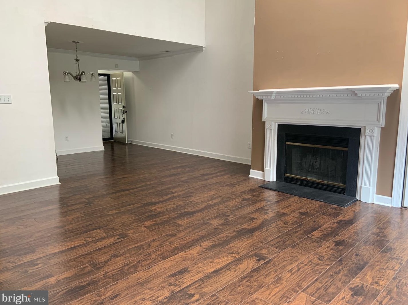 4920 Dunbarton Rd, Mount Laurel, NJ 08054