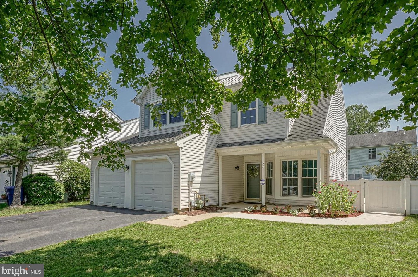 52 Ridgewood Way, Burlington, NJ 08016-4266