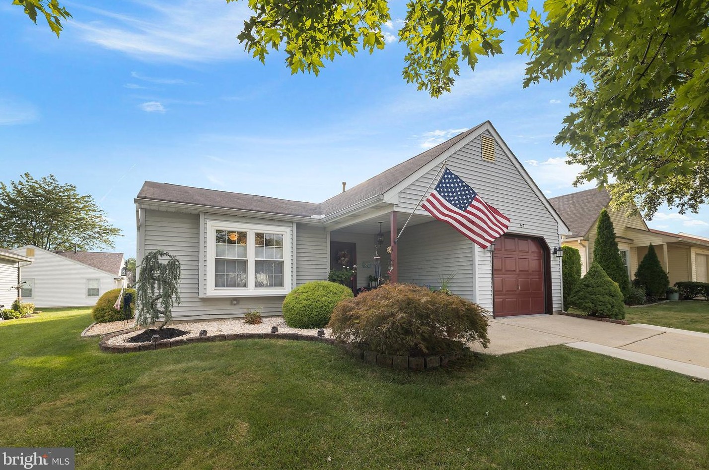 67 Horseshoe Ln N, Columbus, NJ 08022