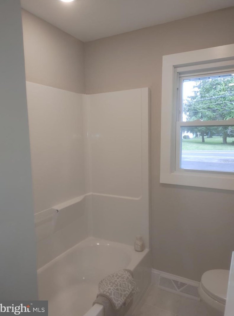 1004 Hainesport Mount Laurel Rd, Mount Laurel NJ  08054-6284 exterior