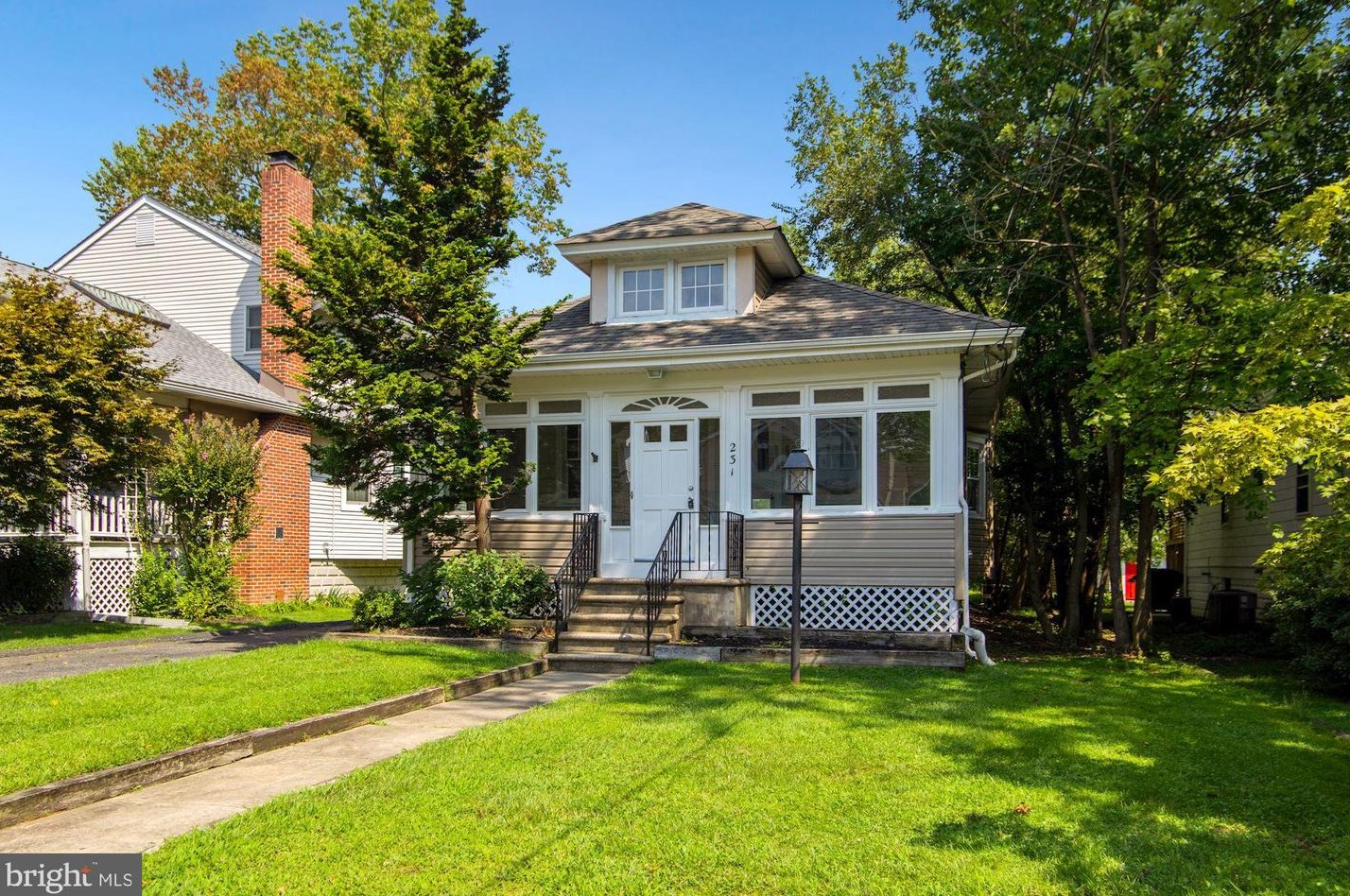 231 Washington Ave, Moorestown, NJ 08057-2439