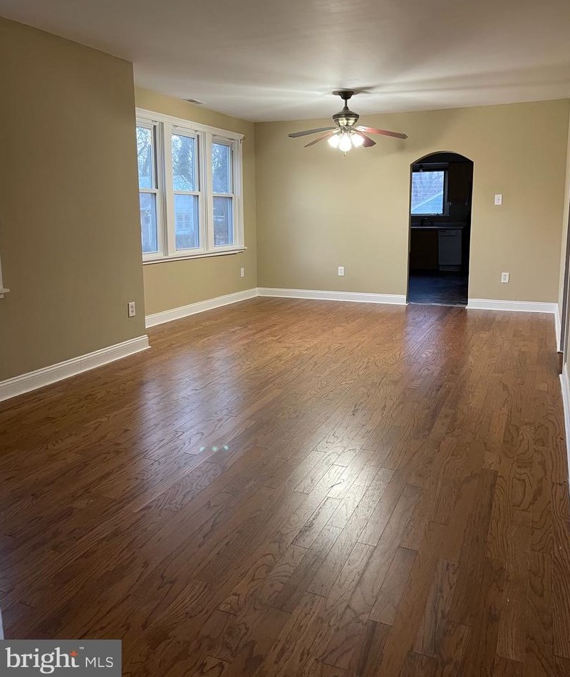 55 Browning Ave, Moorestown NJ  08057-1001 exterior