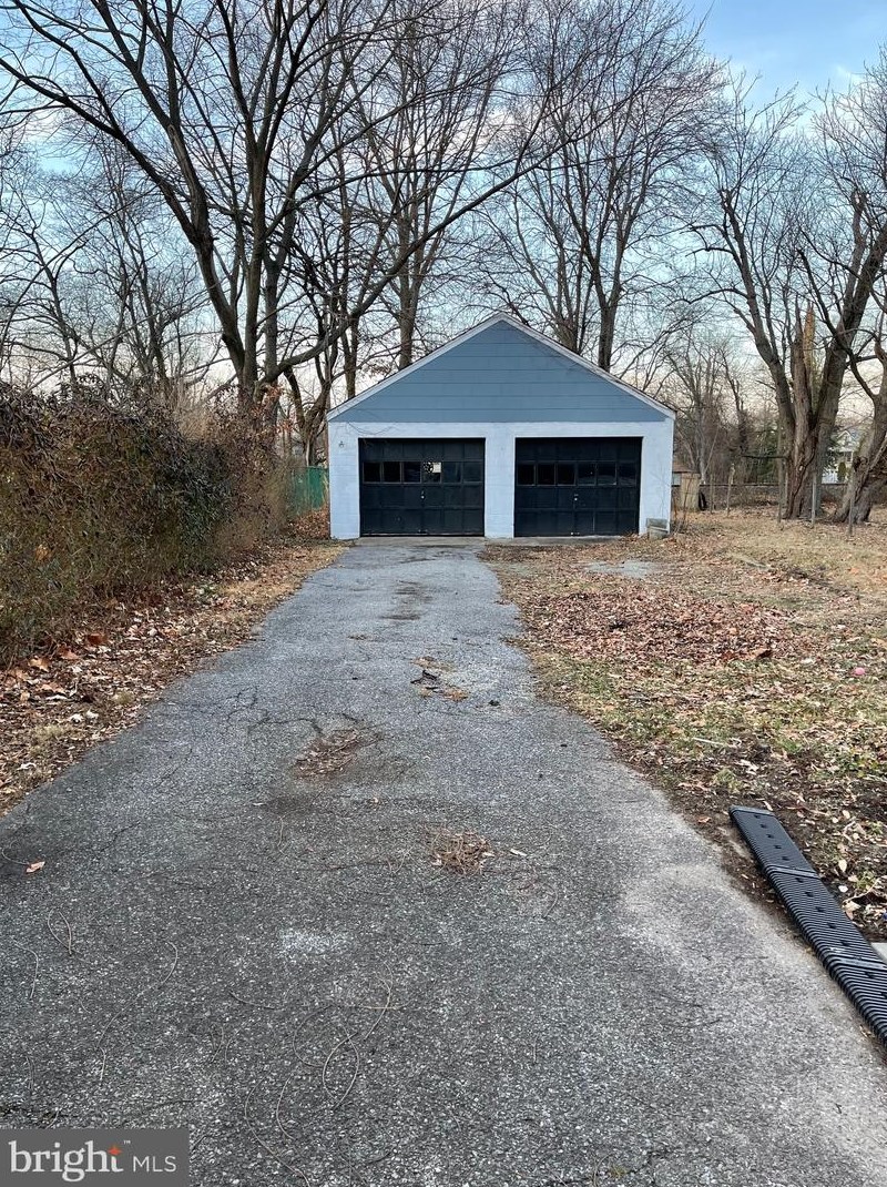 55 Browning Ave, Moorestown NJ  08057-1001 exterior