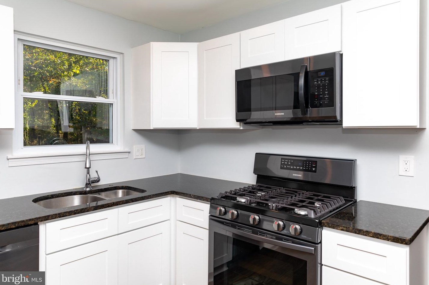 149 Oak Pines Blvd, Pemberton, NJ 08068-1931