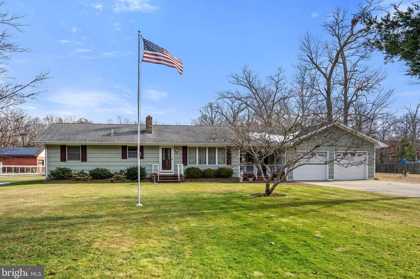 7 Amasa Landing Rd, Tuckerton, NJ 08087-3406
