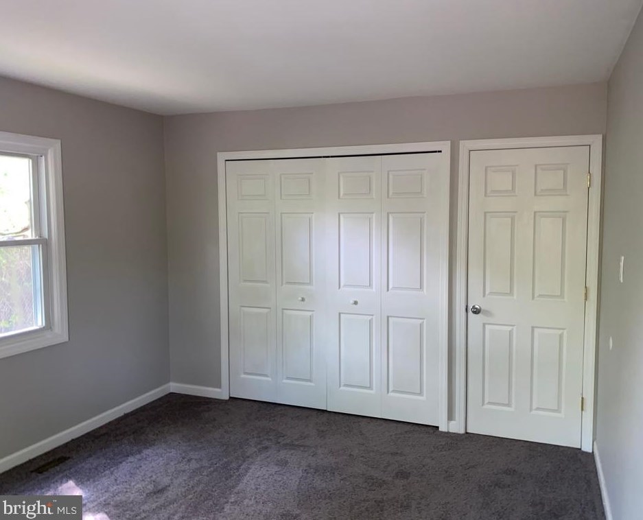14 Roanoke Ct, Willingboro, NJ 08046