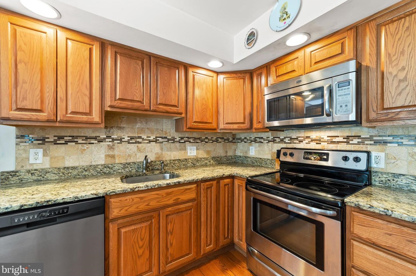 317 Medford Lakes Rd, Southampton, NJ 08088-9018