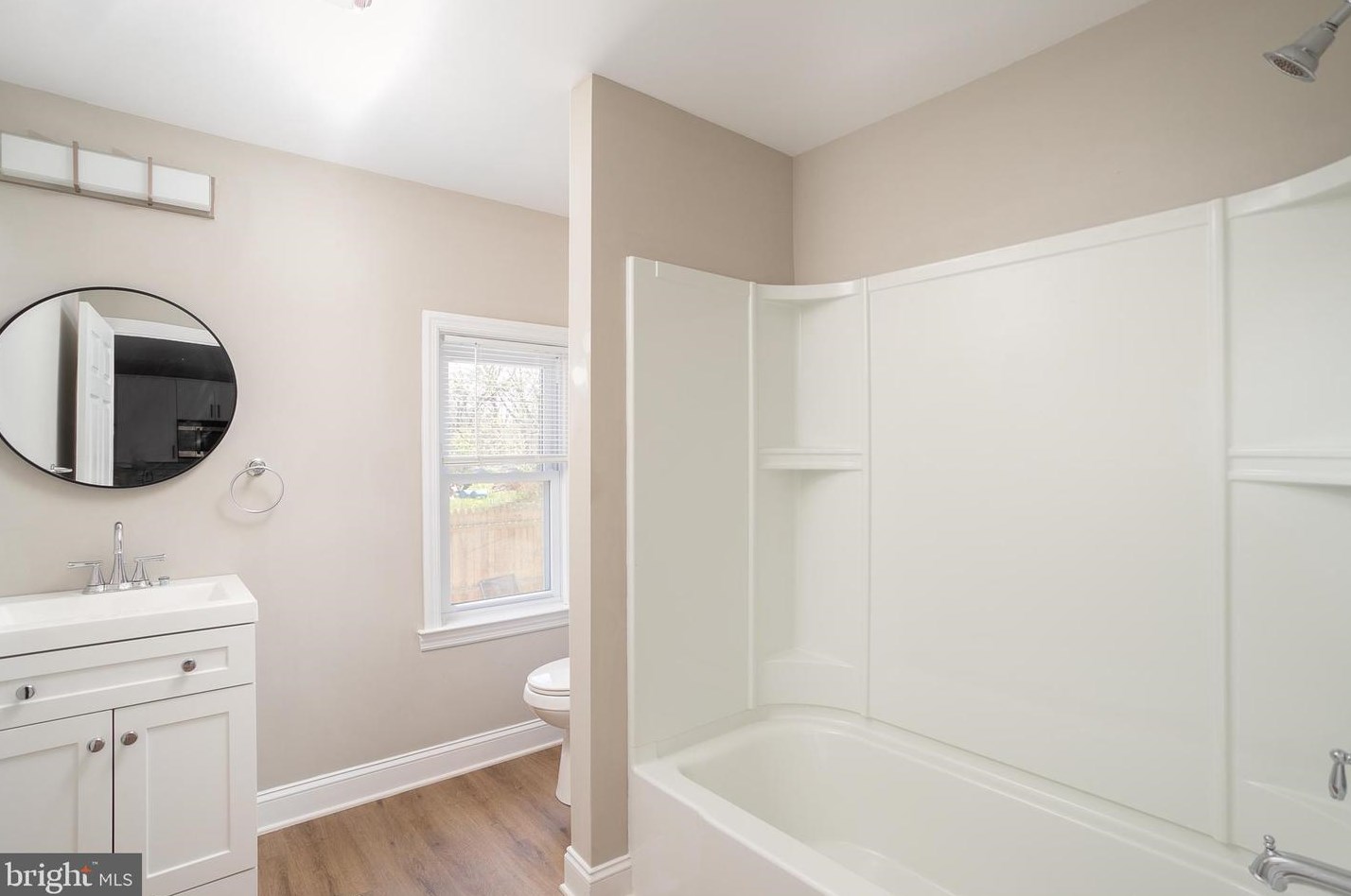 242 Delaware Ave, Chesterfield NJ  08505-1105 exterior