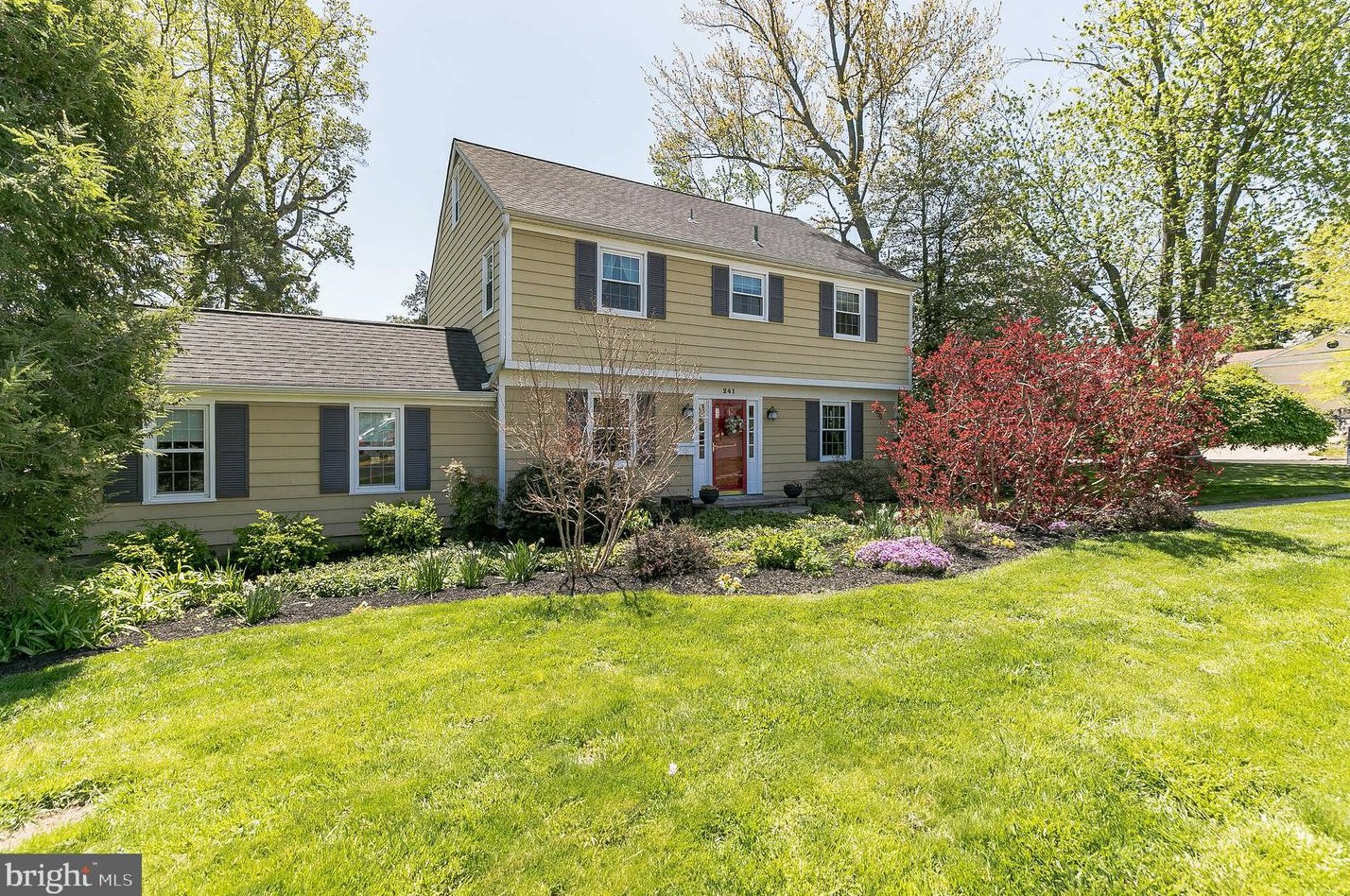 241 Williams Ave, Moorestown, NJ 08057-2743