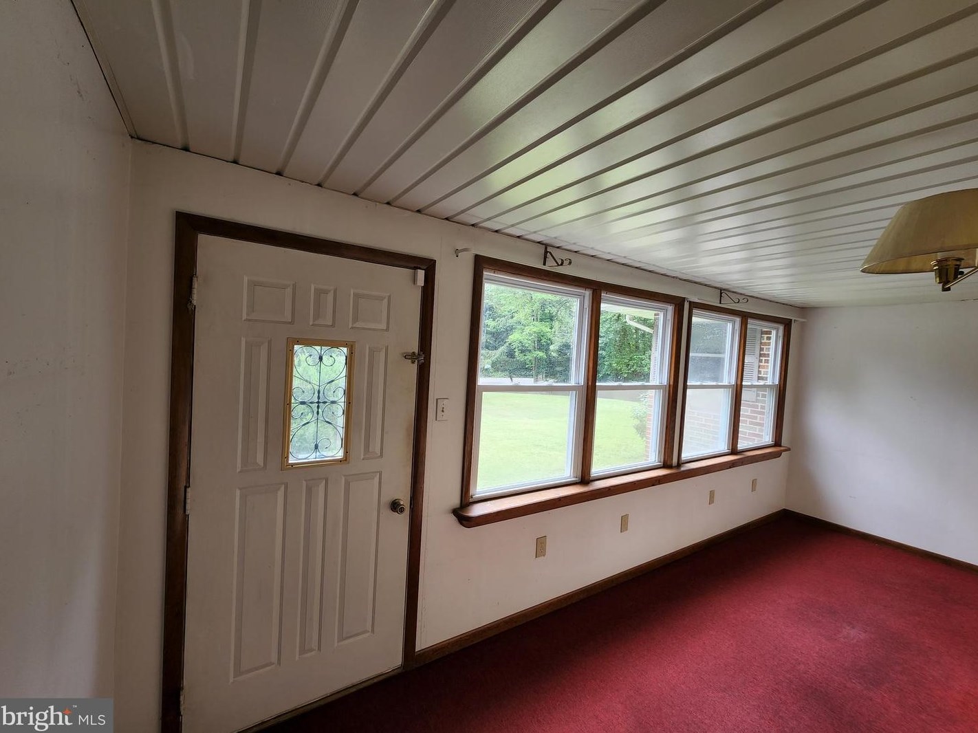 262 Meany Rd, North Hanover, NJ 08562