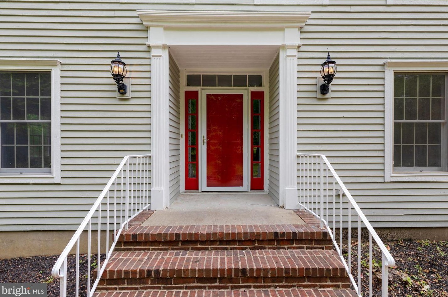 11 Ginger Rd, Chesterfield, NJ 08515