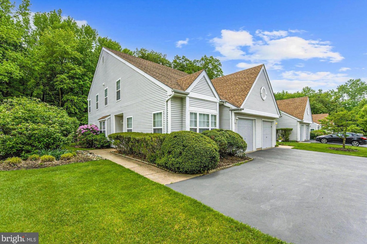 124 Birch Hollow Dr, Chesterfield, NJ 08505-4233