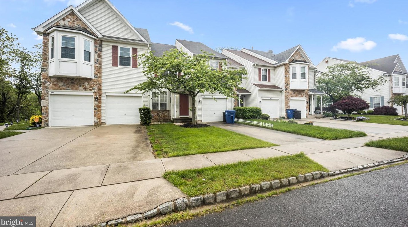 38 Threadleaf Ter, Burlington, NJ 08016-4350