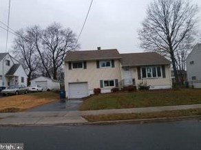 67 Charles Bossert Dr, Chesterfield, NJ 08505-2750