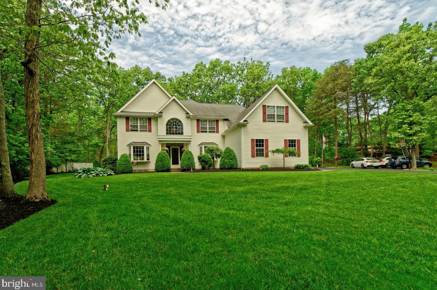 8 Sawmill Rd, Southampton, NJ 08088-9242