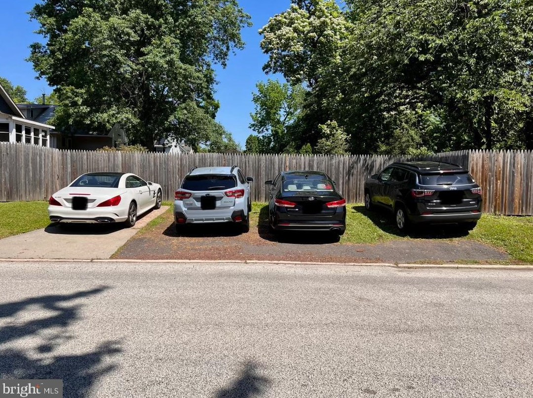 313 Church St, Moorestown NJ 08057-2418 exterior