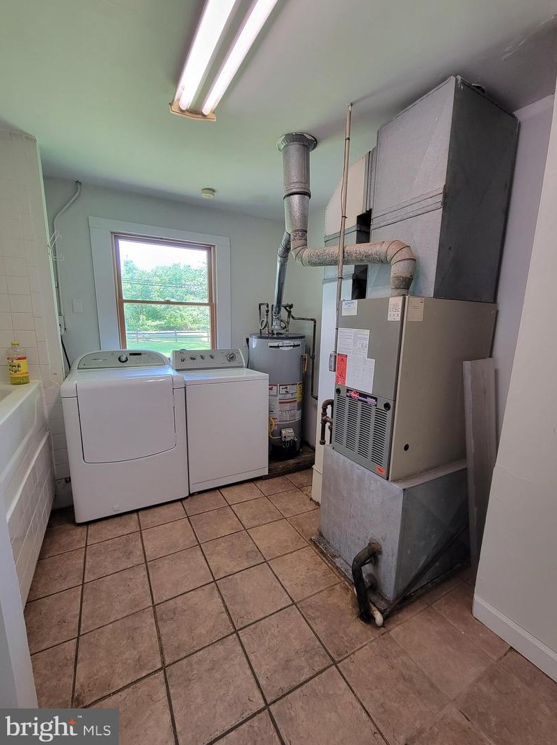 216 Hartford Rd, Medford NJ  08055-9559 exterior