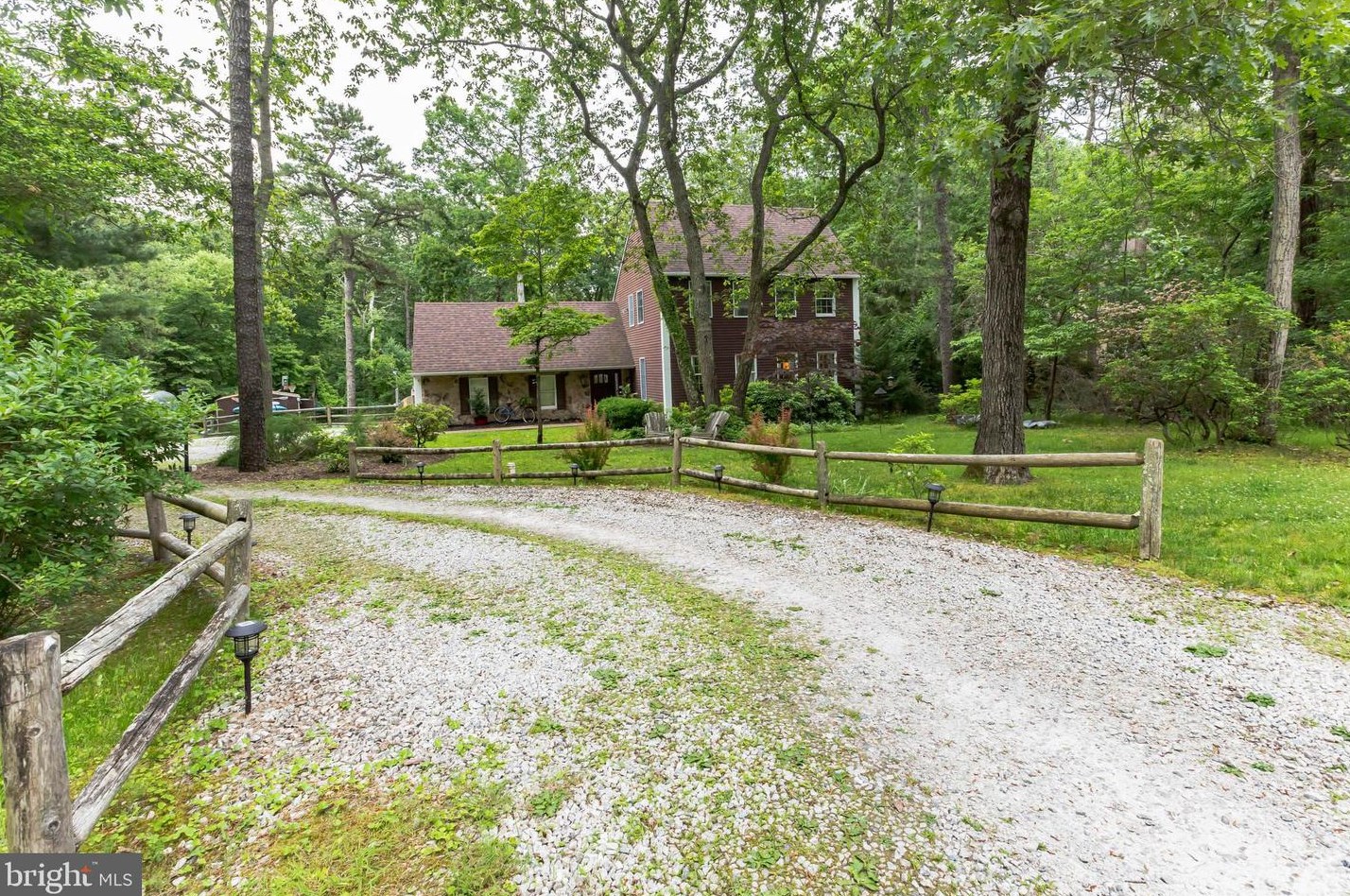 15 Hawthorne Dr, Medford, NJ 08055