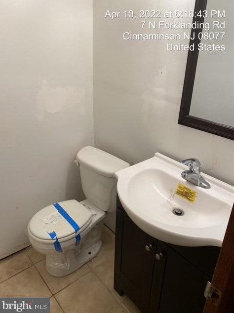 7 N Fork Landing Rd, Riverton, NJ 08077