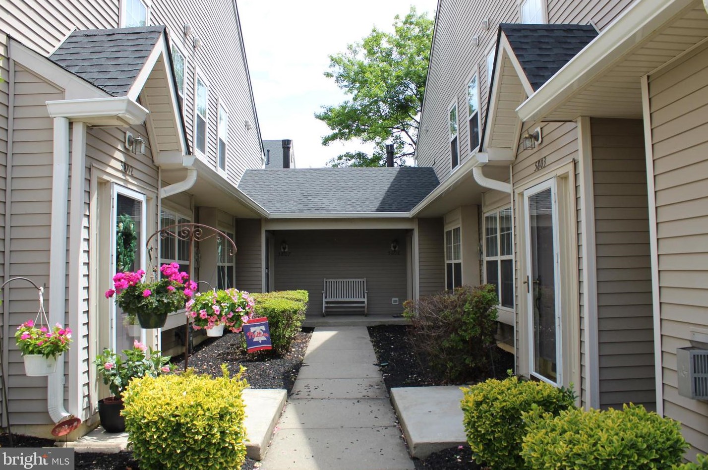 5803 Coventry Way, Mount Laurel NJ  08054-6709 exterior