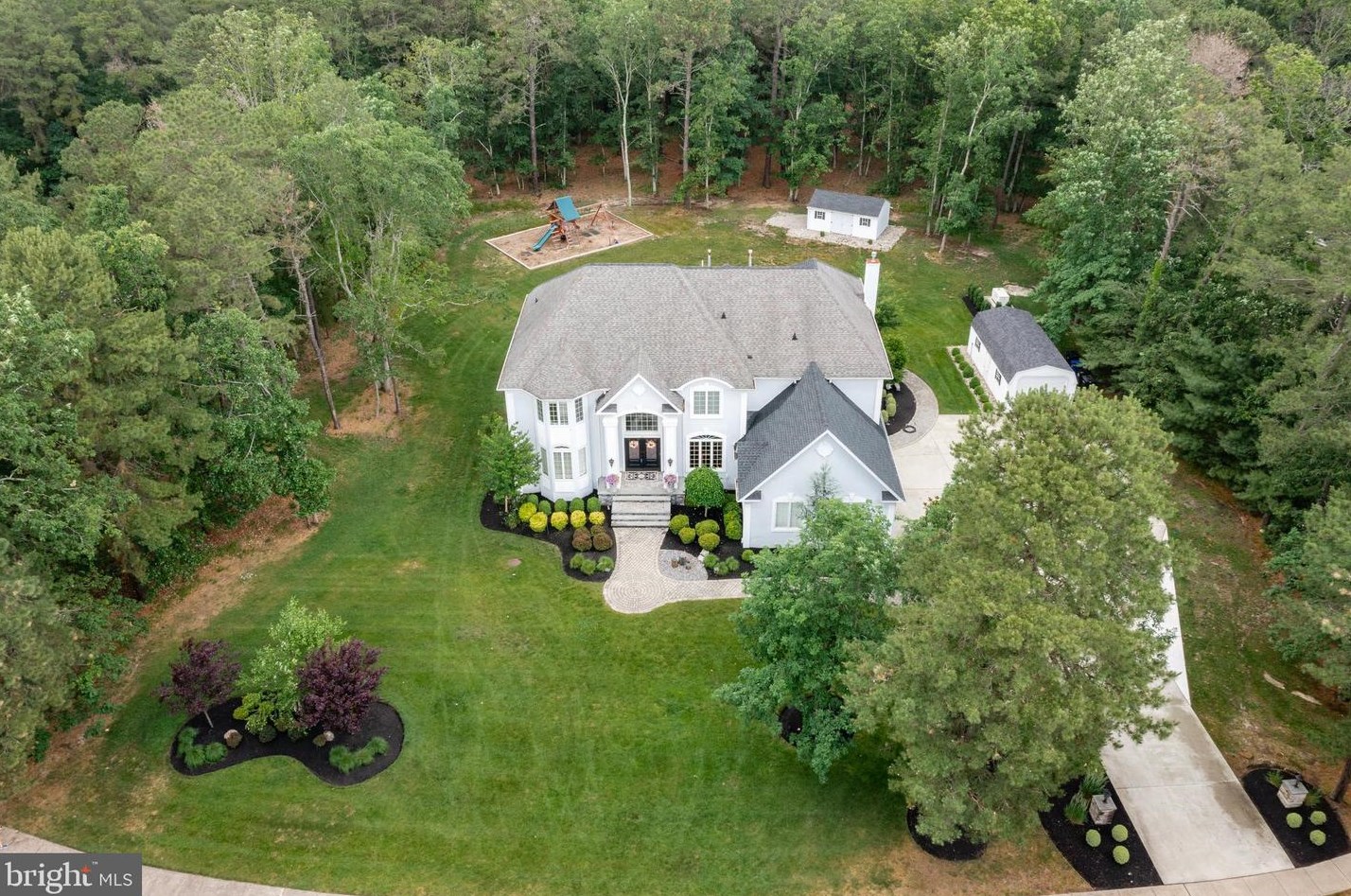 24 Abingdon Ave, Medford, NJ 08055-3360