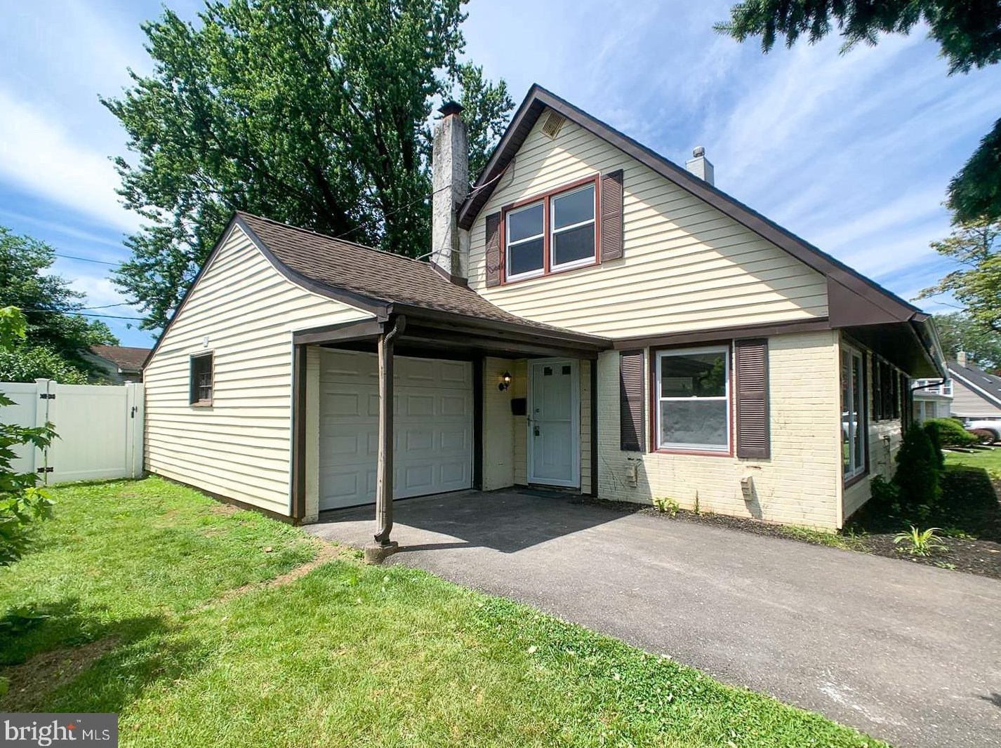 34 Potter Ln, Willingboro, NJ 08046