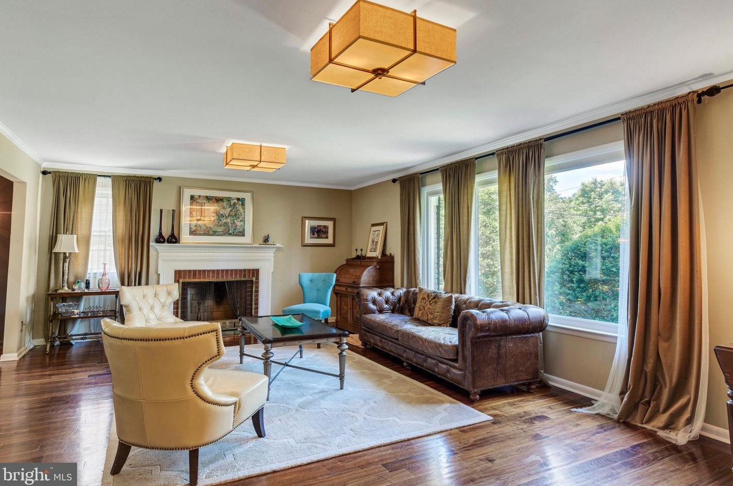 180 Ramblewood Rd, Moorestown, NJ 08057