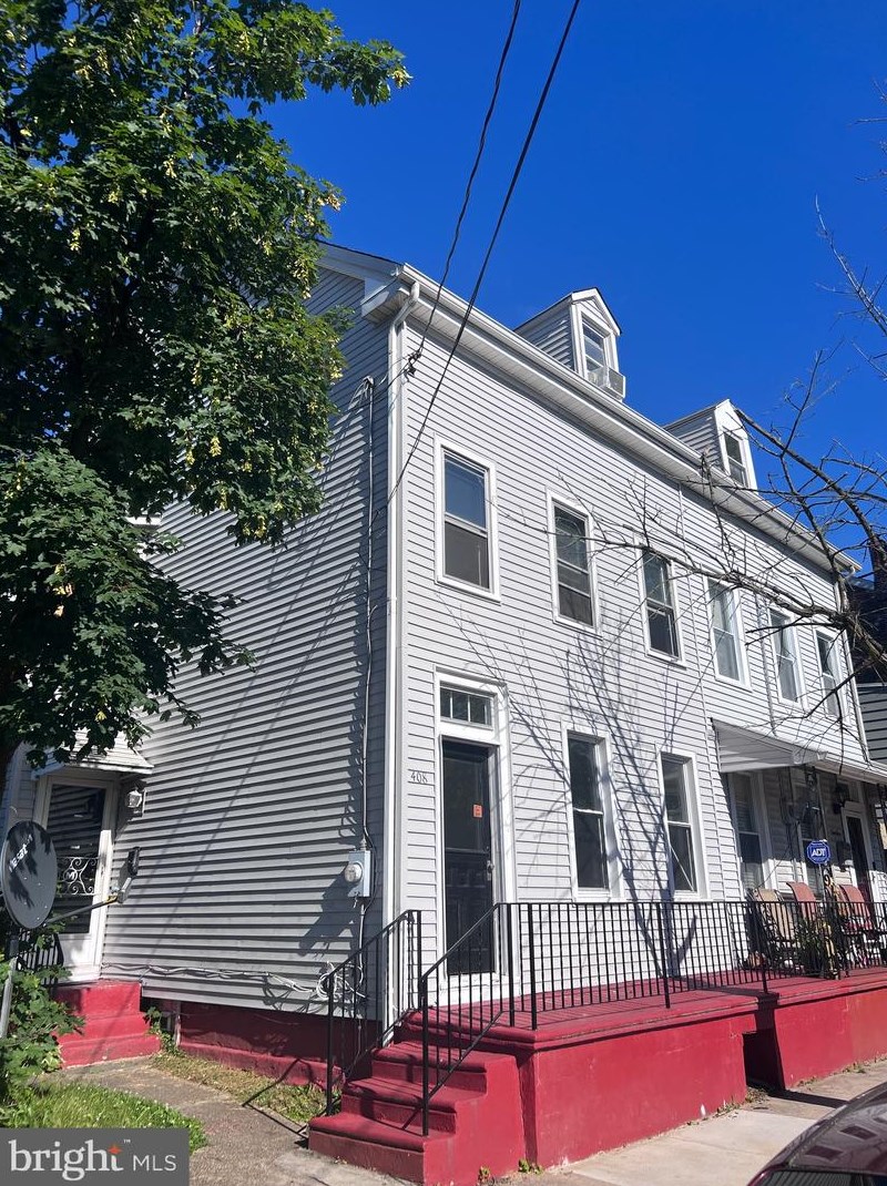 408 Laurel St, Beverly, NJ 08010