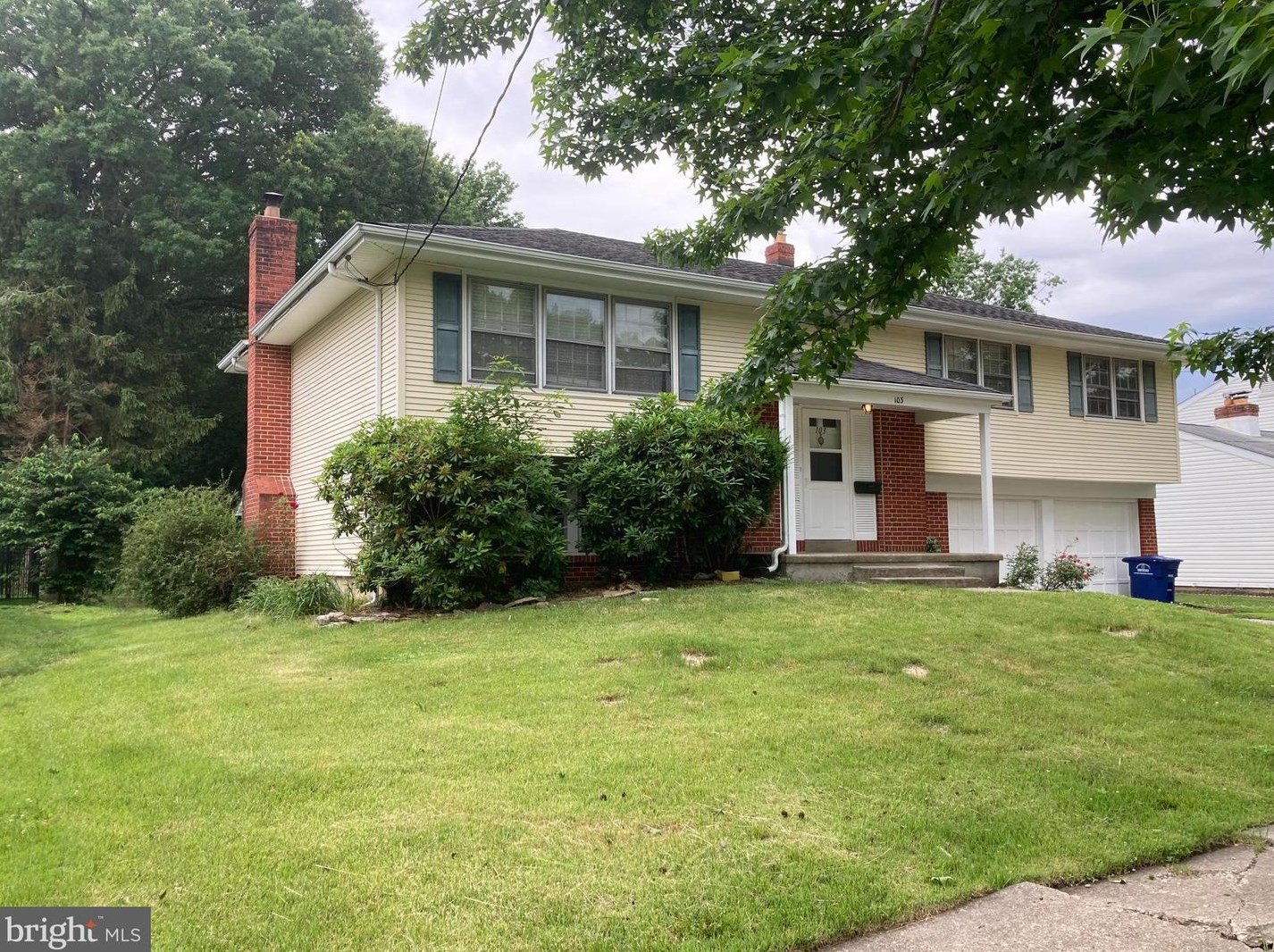 103 Chatham Rd, Mount Laurel, NJ 08054