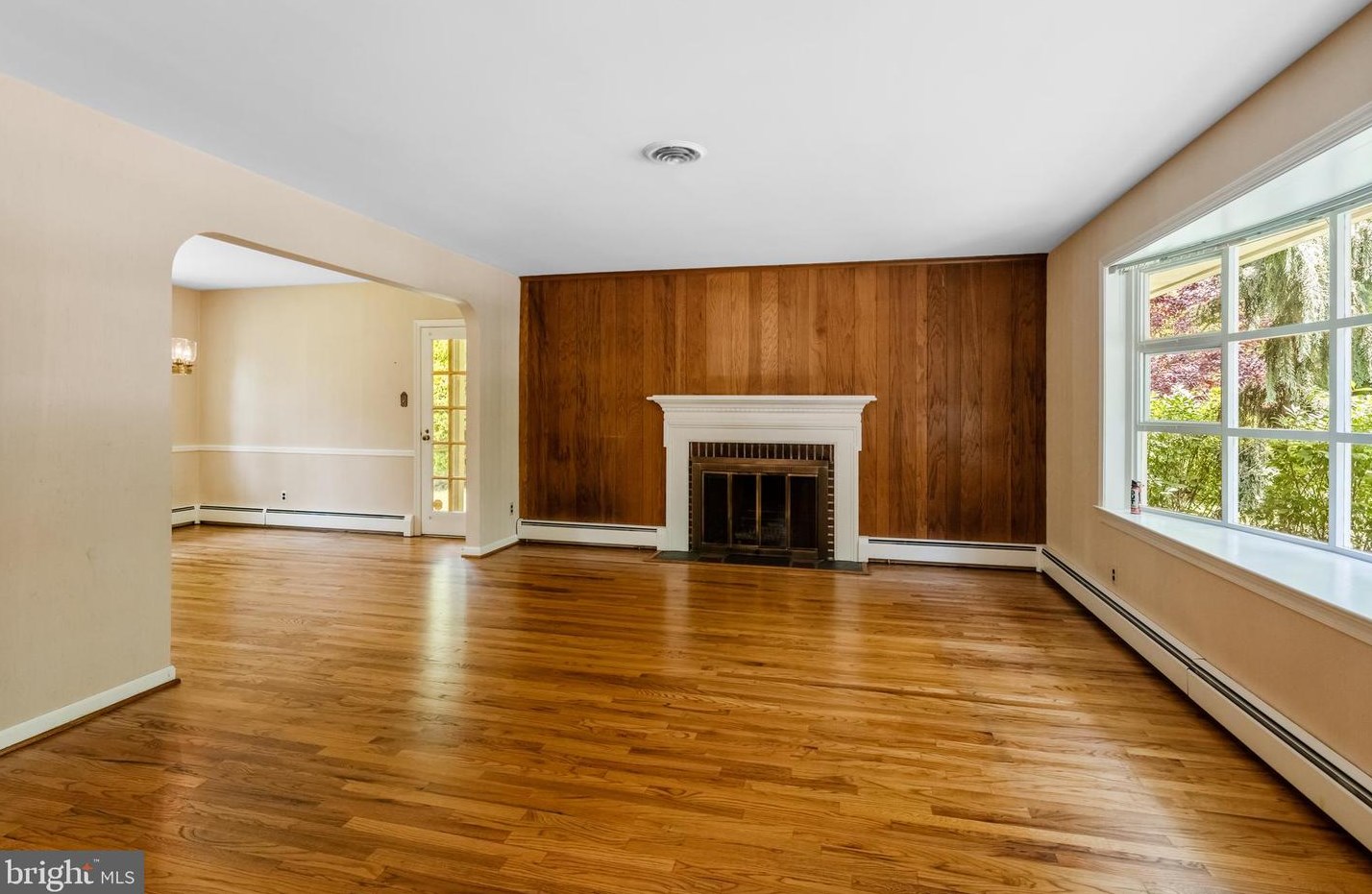 601 Stratford Dr, Moorestown NJ 08057-2614 exterior