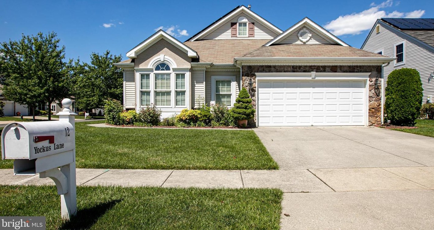 12 Yockus Ln, Chesterfield, NJ 08505-4275