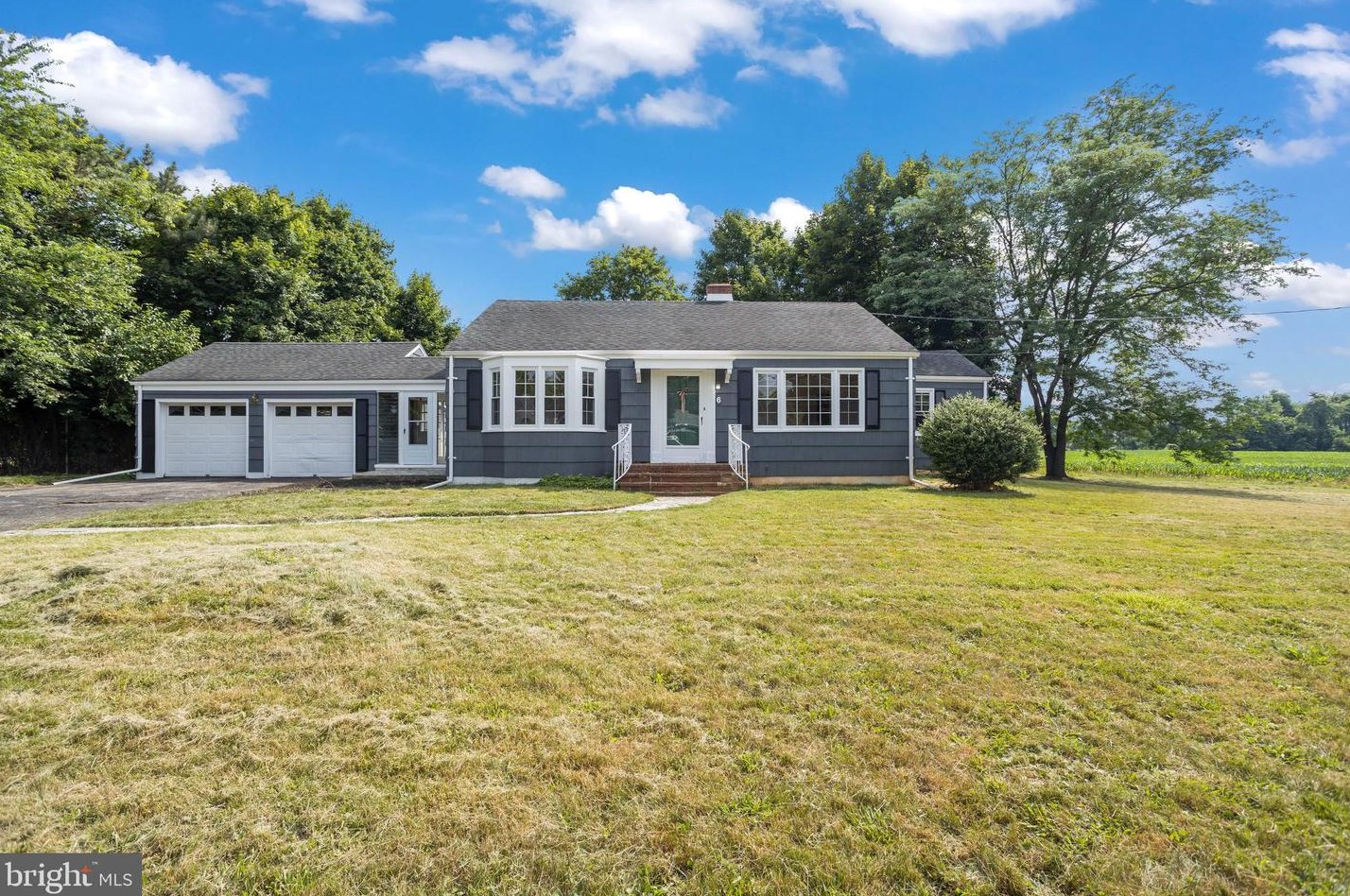 6 Daniel Ave, Chesterfield NJ  08515-2603 exterior