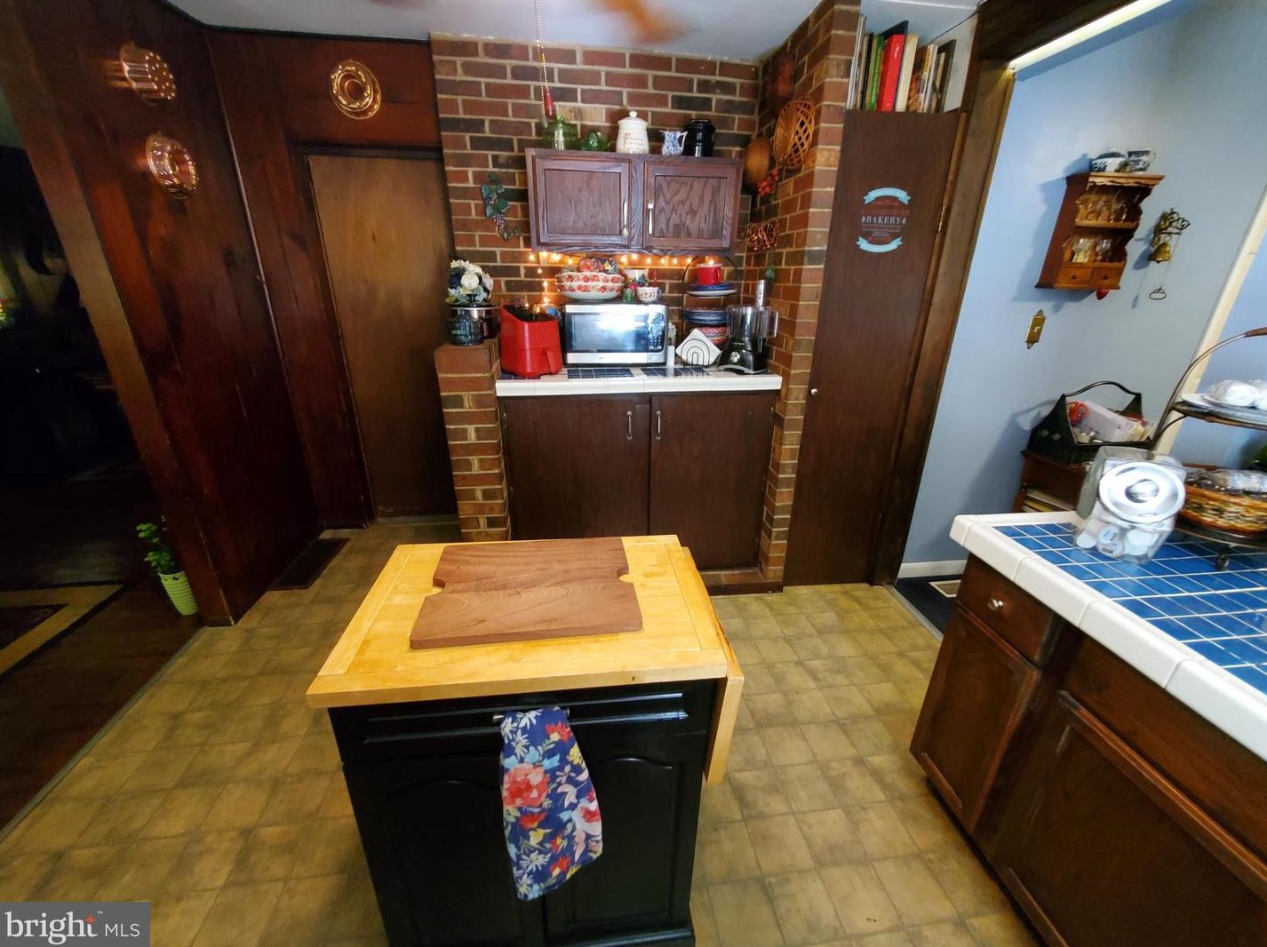 706 Cherry Ave, Browns Mills, NJ 08015