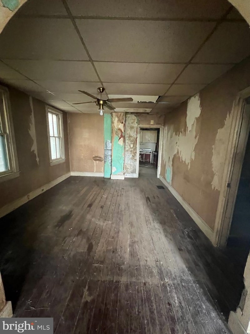 436 Washington Ave, Burlington, NJ 08016-1422