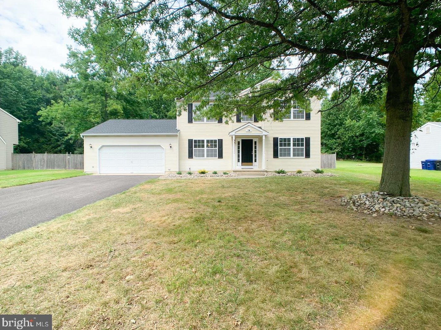 18 White Pine Dr, Medford, NJ 08055-9340
