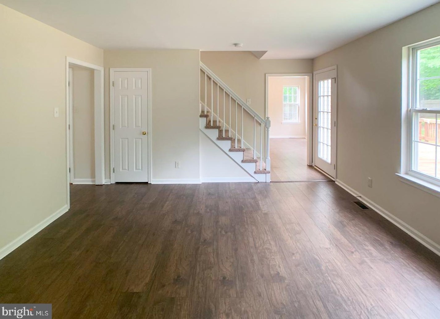 18 White Pne Dr, Medford NJ  08055-9340 exterior