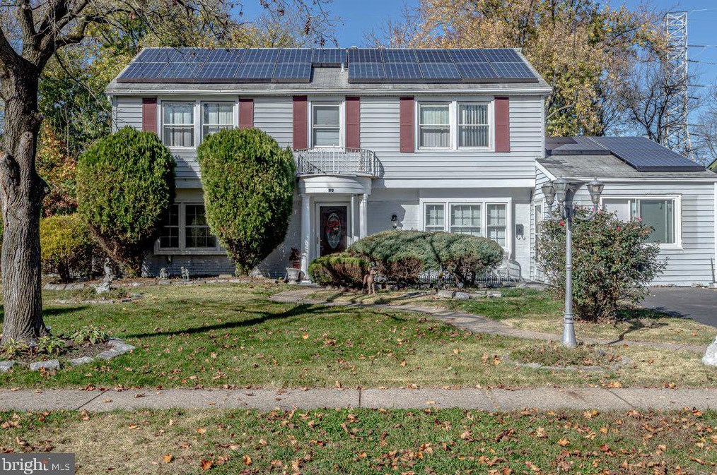 99 Harrington Cir, Willingboro, NJ 08046