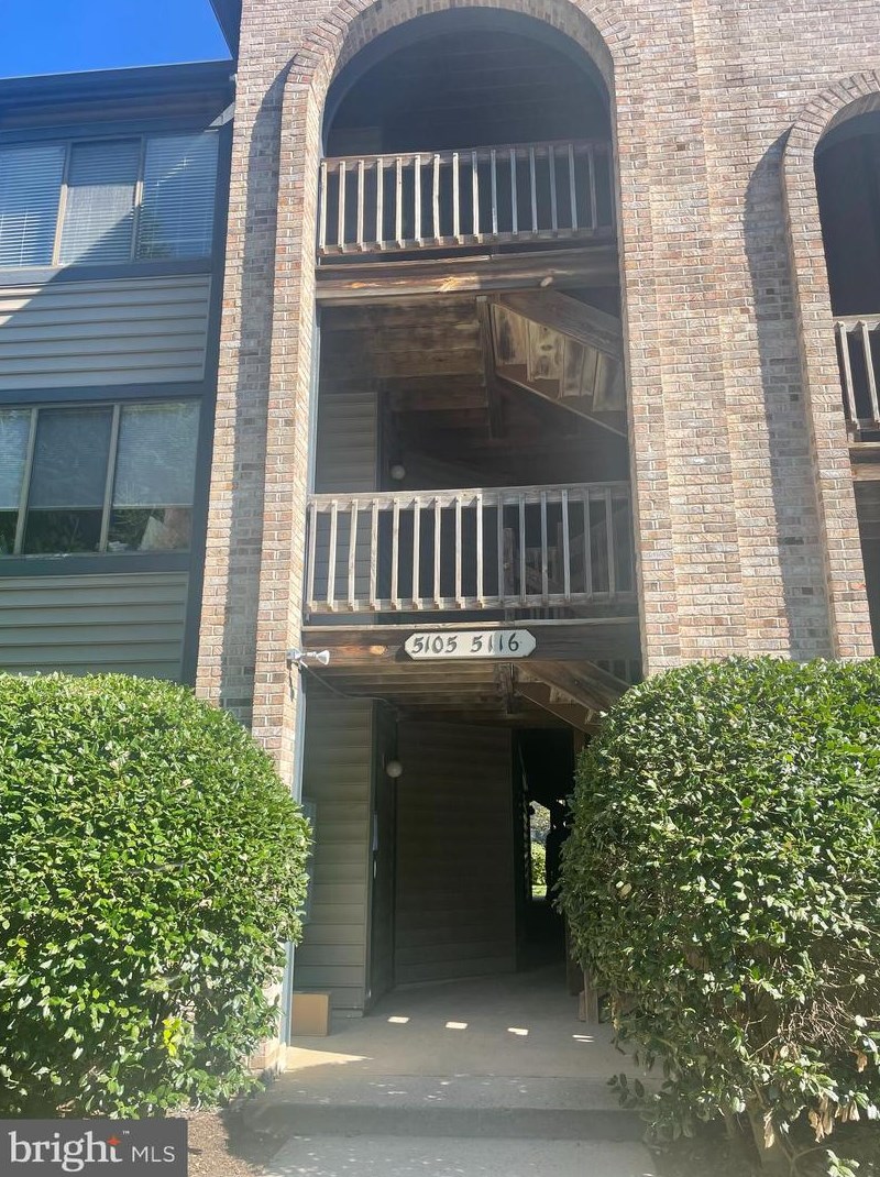 5113 Aberdeen Dr, Mount Laurel, NJ 08054