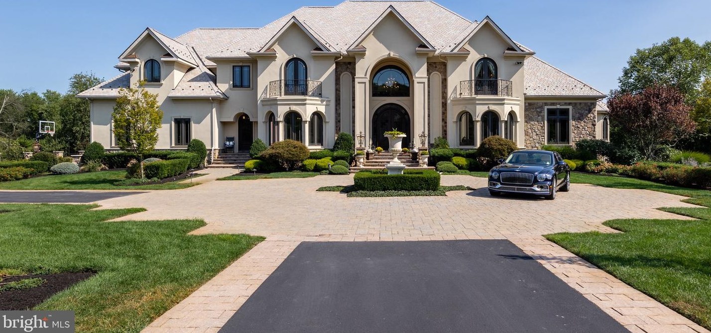 730 Mcelwee Rd, Moorestown, NJ 08057-3936